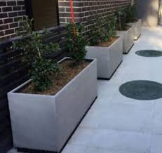 23 Amazing Diy Concrete Garden Boxes Ideas To Make Your Home Yard Looks Awesome Decor It S Concrete Garden Diy Concrete Planters Concrete Planter Boxes