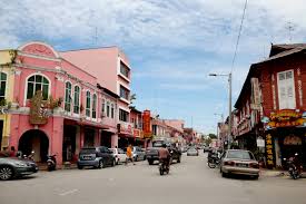 It lies southeast of muar, southwest of kluang, northwest of pontian, and south of segamat and the new tangkak district. 24 Hours In Muar Make The Most Of Your Weekend In The Queen S Town Options The Edge