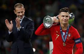 Cristiano ronaldo dos santos aveiro goih comm (portuguese pronunciation: Krishtianu Ronaldu Zadumalsya O Zavershenii Karery V Sleduyushem Godu
