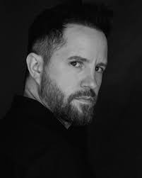 Quite a lot of people have got in touch to say they're worried about  SPOILERS as they haven't finished the book yet... so we've added a  SPOILER-FREE section to the start of