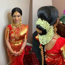 Beautiful Bride Nisha Darni923nisha Henna Hirisha Simplyhenna We South Indian Wedding Hairstyles Indian Bridal Hairstyles Indian Wedding Hairstyles