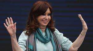 Cristina kirchner aparece para los acuerdos: Cristina Kirchner Renuncia A Seu Salario Como Internacional