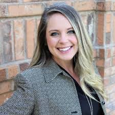 Amanda Byars's Instagram, Twitter & Facebook