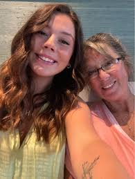 8 years ago today Crystal Gayle became part of our Grand Ole Opry family.  Congratulations