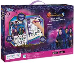 Audrey est dans son spa préféré. Make It Real Disney Descendants 3 Skizzenbuch Mit Transparent Tisch Fashion Design Zeichen Und Zeichenset Fur Madchen Skizzenblatter Schablonen Aufkleber Und Hintergrundbeleuchtetes Zeichenblock Amazon De Spielzeug