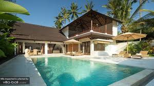 Gak adalah, kan gak tiap ari kesananya, kalo ada sisa yang kemaren2. Villa Candi Kecil 2 In Ubud Bali 3 Bedrooms Luxury Villa Luxury Homes Dream Houses Ubud