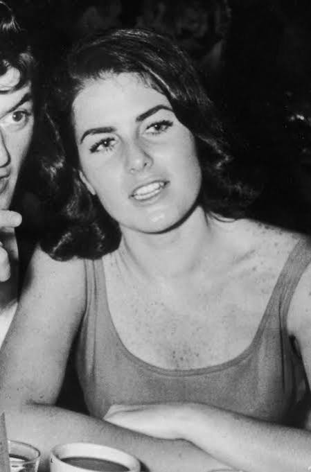 Judith Campbell Exner - Listings de publicidad - IMDb