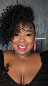 𝗦𝘄𝗶𝗽𝗲 𝗹𝗲𝗳𝘁~ Nominate your favorite black owned beauty brand. We  will be awarding the winner at the summit. Link in bio👆 . . . #beautybrand  #nominate #beauty #bbnvs2020 #beautybusiness #MakeupArtist #hairartist #