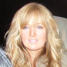 Hey guys just wondering if any lash techs have availability this week for a  mega volume set? I go to Dublin for training next Tuesday at 6am and really  need my lashes