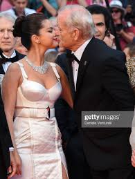 Bill murray and selena gomez's unlikely friendship is what the world needs right now. Namjoon Wife On Twitter Bill Murray Represents Me If I Ever Met Selena Selenagomez Billmurray Cannes2019 Cannesfilmfestival2019