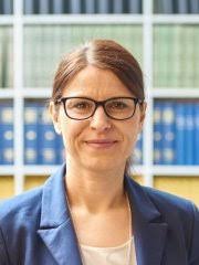 Rebecca Kappel's Instagram, Twitter & Facebook