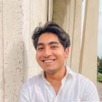 Riyan Smith's Instagram, Twitter & Facebook