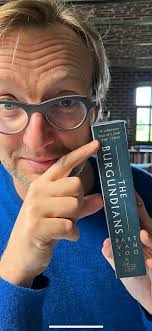 There he is: the paperback of THE BURGUNDIANS. ⚔️'A sumptuous feast of a  book' (The Times) ⚔️ Translated by Nancy Forest-Flier. Published by  @HoZ_Books: https://t.co/ERffG66aMt