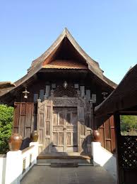 A road journey from penang to kuala besut is made comfortable by buses. Pin Pa Rumah