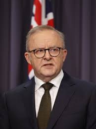 Dennis Emery and Hinekahu Gotty earn Community Honours awards from Manawatū  District Council