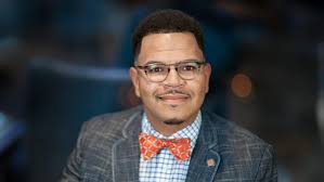 Empowering business leaders to balance careers, education and ambitions