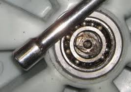 This error code applies to the models below in the tag section wiring harness near motor came loose from bracket and was rubbing on bottom of drum which caused damage. How To Fix A Washing Machine Making Noise During The Spin Cycle