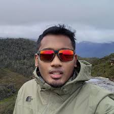 Why is the MT-03 compared to the Super 4?