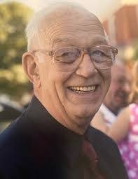 Roger Gillespie's Instagram, Twitter & Facebook