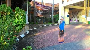 Agad na isinasalin ng libreng serbisyo ng google ang mga salita, parirala, at web page sa mahigit 100 pang wika mula sa english. Check Up Kali Ke Tiga Suntikan Kancing Gigi Untuk Ibu Mengandung Ceritera Si Gadis Biru