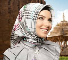 En Sik Esarp Baglama Modelleri Esarp Moda Sik