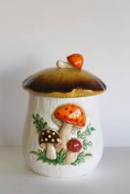 Vintage Cookie Jars Cookie jars are utilitarian or decorative ceramic or glass jars often found in american and canadian kitchens. vintage cookie jars