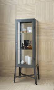Vitrinas rústicas, modernas, nórdicas, retro si lo tuyo es el estilo clásico y un tanto elegante que se inspira en los muebles de antaño, esta nueva vitrina de ikea bautizada como malsjö creo que es. Nuevo Catalogo Ikea 2020 Las Tendencias En Cocinas Y Menaje Que Nos Encantan