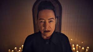 American english makes no sense. American Horror Story S Biggest Unanswered Questions