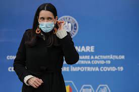 Clotilde este văzută ca un înger. Imagini Incendiare Cu Clotilde Armand Asa Nu Ai Mai VÄƒzut O NiciodatÄƒ Ce Face Primarul In Casa Sa De Milioane De Dolari Capital