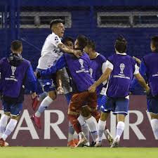 Encuentra acá las últimas noticias del equipo de fútbol colombiano deportivo cali, desde los principales medios. Velez Vs Deportivo Cali Goles Resultado Resumen Y Mejores Jugadas Por La Ida De Los Octavos De Final De La Copa Sudamericana 2020 Futbol Internacional Depor