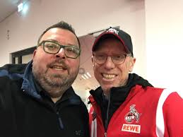 Trainer und sportdirektor peter stöger wird die veilchen nach dem ende dieser saison verlassen. Peter Stoger Wir Werden Diese Krise Meistern Alsergrund
