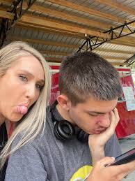 Melrose restaurant offers shrimp basket special today