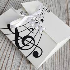 D'où l'importance de le choisir à votre goût ! Faire Part Mariage Les Notes De Musique