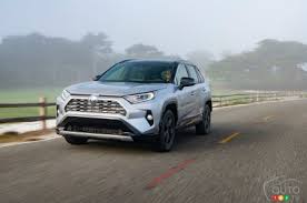Looking for a new toyota vehicle? Toyota Recalls Nearly 10 000 2019 And 2020 Rav4s Car News Auto123