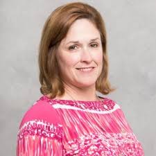 Julie Kuchta's Instagram, Twitter & Facebook