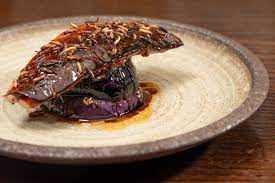 Date and walnut loaf is a traditional cake eaten in britain, made using dates and walnuts. James Martin Date And Walnut Loaf Joe Lycett Date And Walnut Loaf Recipe On Mary Berry S Christmas Party The Talent Zone Keep For Up To A Week In An