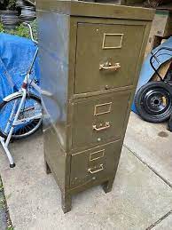 Choose from contactless same day delivery, drive up and more. Vtg Yawman Erbe Mfg Metal Steelmaster File Cabinet Industrial Machinist 3 Drawer Ebay Vintage Filing Cabinet Metal Filing Cabinet Metal Cabinet