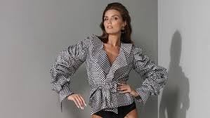 Get all the lyrics to songs by kim feenstra and join the genius community of music scholars to learn the meaning behind the lyrics. Kim Feenstra Bevallen Van Zoon A New Legend Has Arrived Linda Nl