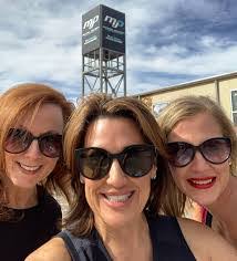 Stacie Walker's Instagram, Twitter & Facebook