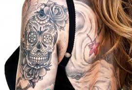 Dia de los muertos by magicnaanavi on deviantart. Day Of The Dead Tattoo Meaning And History Lovetoknow