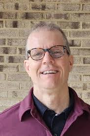 Lisa Bosley's Instagram, Twitter & Facebook