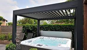 inspiredetail com bubbelbad achtertuin terrasoverkapping jacuzzi