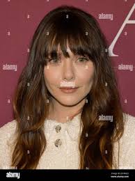 9902 hi-res stock photography and images