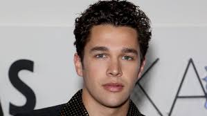 Austin mahone stands tall 5 feet 6 inches and weight 62 kg. The Real Reason You Don T Hear From Austin Mahone Anymore