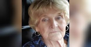 Donna Tarr's Instagram, Twitter & Facebook