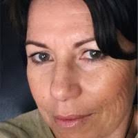 40+ "Lesley Les" profiles