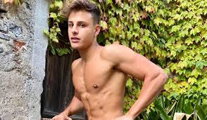 Manuel Dosio di OnlyFans sbarca ad Ex On The Beach Italia * Biccy