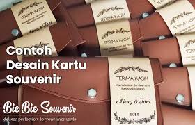 Pada contoh kartu ucapan pertama diatas merupakan sebuah greeting card yang cocok dikirim pada hari valentine. Contoh Desain Kartu Souvenir Pernikahan Unik Dan Ucapan Terima Kasih