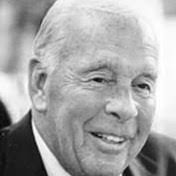 Jean Fitzsimons's Instagram, Twitter & Facebook