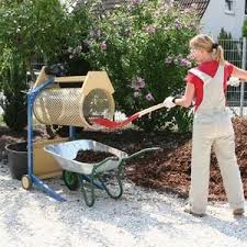 Tamis Rotatif Pour Jardins Et Chantiers Avec Images Outils Jardinage Jardins Dechets De Jardin